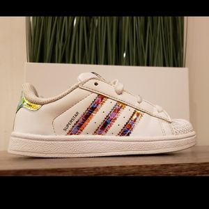 Toddler Adidas Superstars size 10